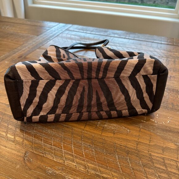 Coach Zebra Print Leather & Fabric Shoulder Bag – Brown/Beige (Excellent Conditi - Picture 4 of 10